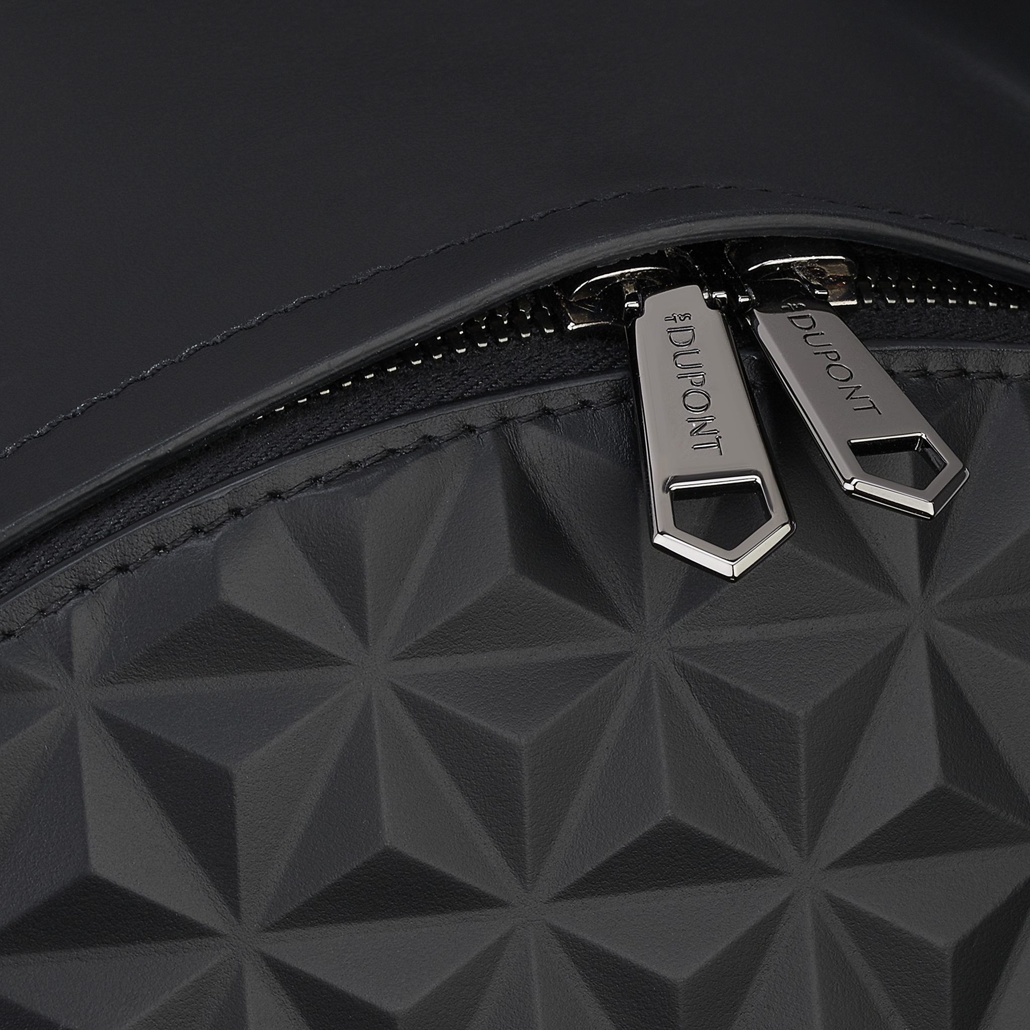 Apex Backpack Black view 4